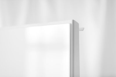 CHAT BOARD Mobile Pure White top detail
