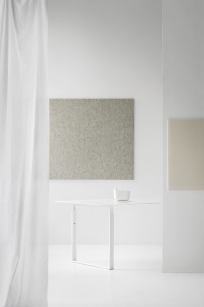 CHAT BOARD Table Pure White + BuzziFelt Off White + Classic Nude + Storage Unit White