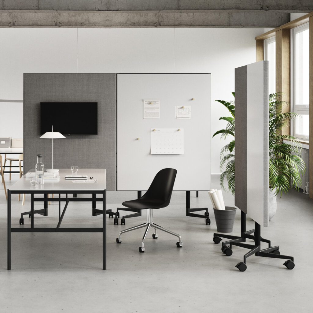 CHAT-BOARD-Move-Acoustic-acoustic-room-dividers-MIES-Collab-table-open-office-square